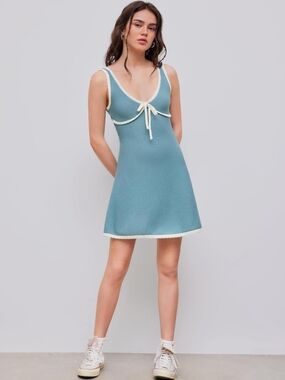 cider sweetheart neckline glitter bodycon dress | Dresses | Cider Bright Dress INSPIRE CHIC Women's Asymmetrical Color:LightYellow Perfect for homecoming